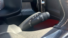 Volvo Xc40 2.0 B4P R DESIGN 5dr AWD Auto Petrol Estate